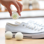 Boule de déodorant pour chaussures.